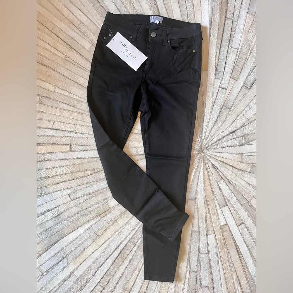 SOLD- Black denim high waist skinny jeans